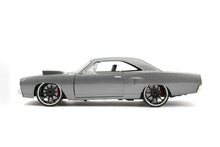 Load image into Gallery viewer, Jada Fast & Furious 1:24 Dom's 1970 Plymouth Roadrunner Die-cast Car, Toys for Kids and Adults - AT TEN Distribution
