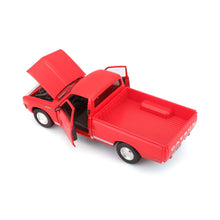 Load image into Gallery viewer, Maisto Datsun 620 Pickup (1973) 1:24 Scale Model Car Opening Doors 20 cm Red (531522) - AT TEN Distribution