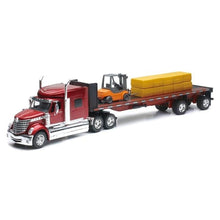 Load image into Gallery viewer, New Ray Toys International Lonestar Flatbed Trailer,with Hay Bales and Forklift,1:32 Diecas - AT TEN Distribution