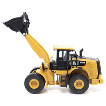 Load image into Gallery viewer, Diecast Masters 1/64 Caterpillar 950M Wheel Loader 84646CS - AT TEN Distribution
